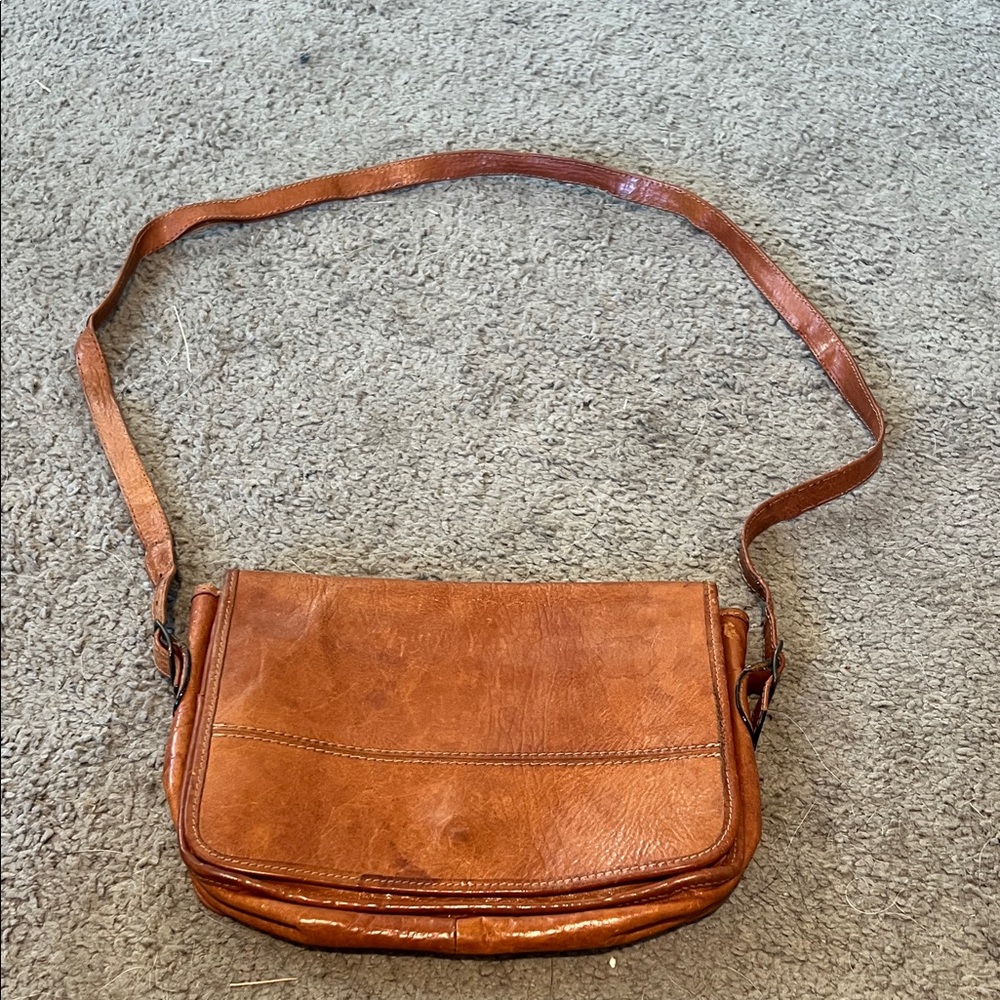 Tano Tan Leather Shoulder Bag